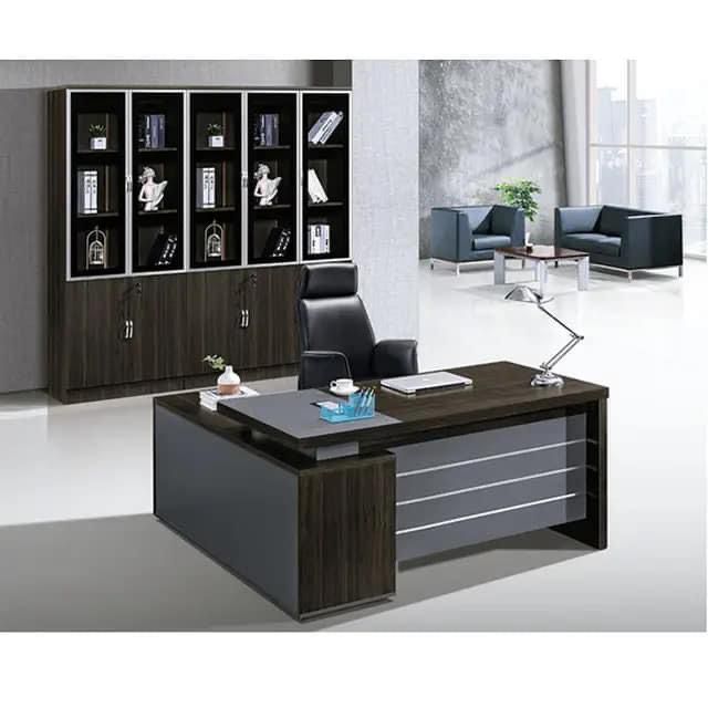 Office table 1.6m in Juba, South Sudan